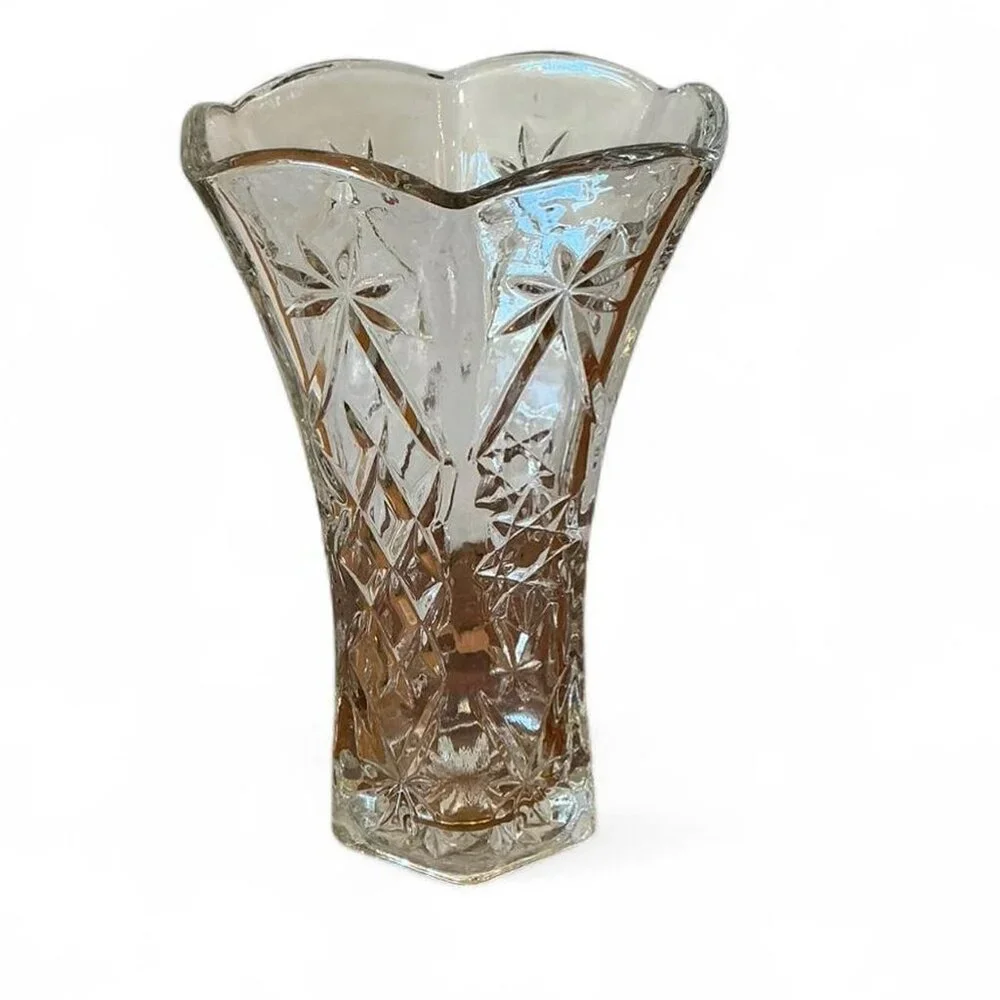 VINTAGE Anchor Hocking Early American Prescut star of David 8” Vase‎